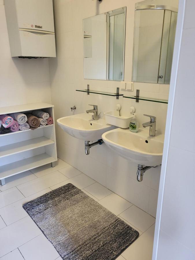 West Appartement Вена Экстерьер фото